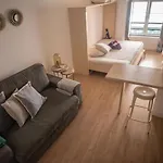 The Blue House - Bica Ropers Apartment